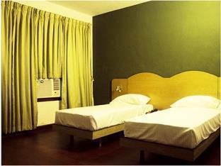 Ganga International Hotell Chennai Exteriör bild